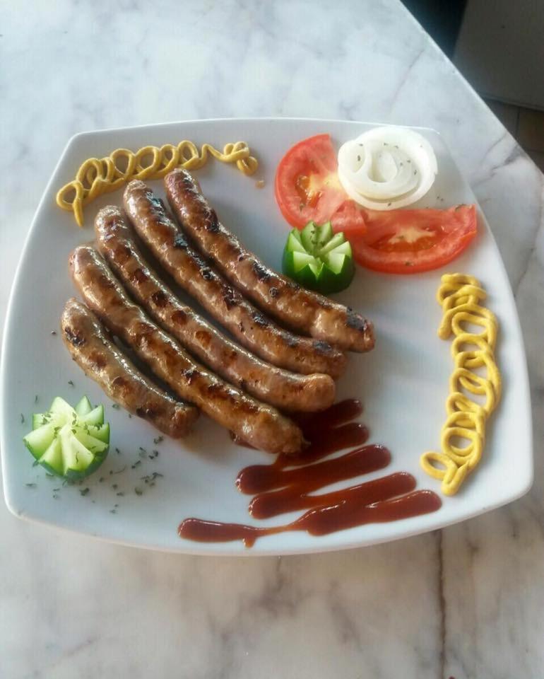 Restaurant & Apartments Jug Сутоморе Екстер'єр фото